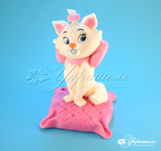 кошечка мари из мастики, торт кошечка мари, кошечка на подушке